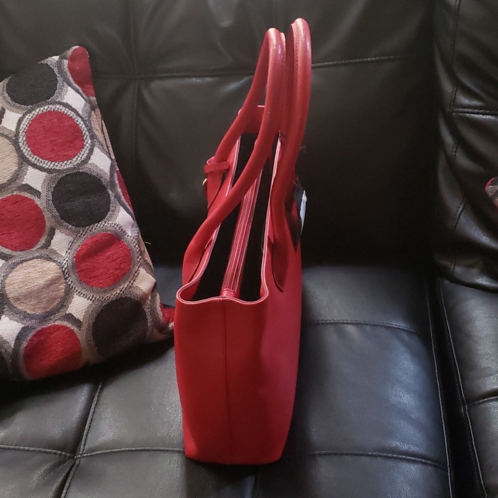 New With Tags Red Furla Shoulder Handbag - Picture 8 of 8